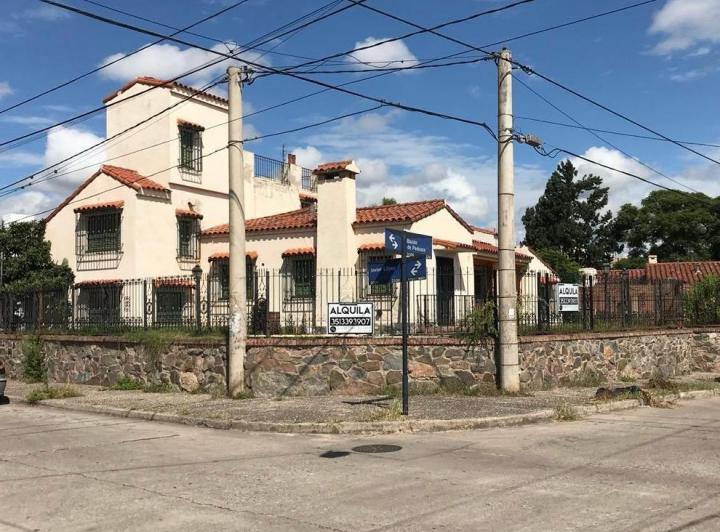 Casa · 370m² · 5 Ambientes