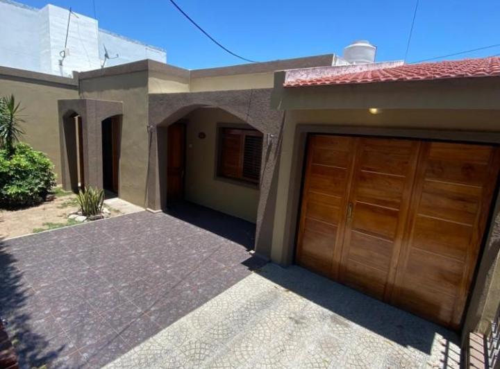 Casa · 150m² · 3 Ambientes · 1 Cochera