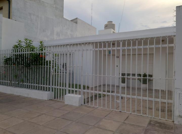 Casa · 140m² · 4 Ambientes · 1 Cochera