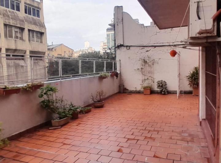 Departamento · 86m² · 6 Ambientes · 1 Cochera