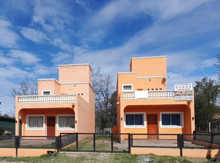 Casa · 73m² · 3 Ambientes