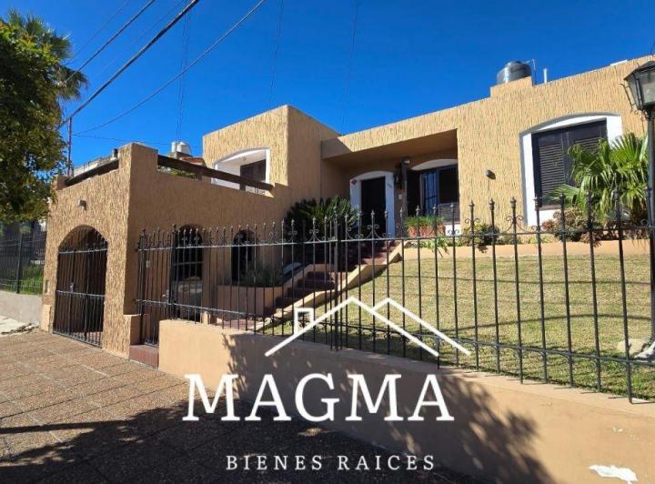 Casa · 191m² · 14 Ambientes · 2 Cocheras