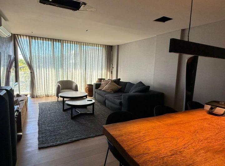 Departamento · 357m² · 8 Ambientes · 2 Cocheras