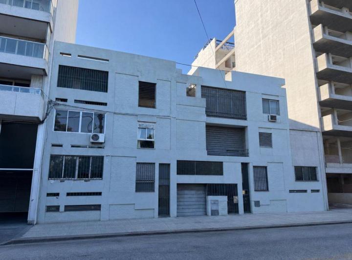Departamento · 88m² · 6 Ambientes · 1 Cochera