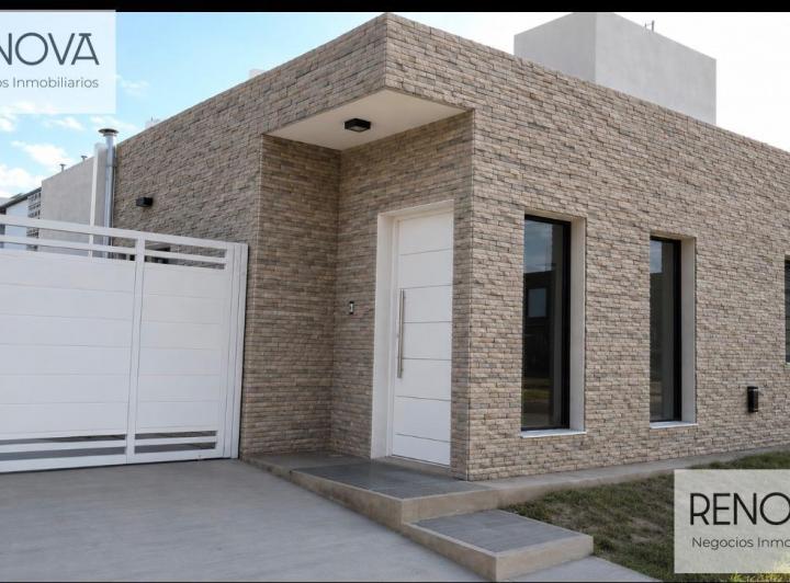 Casa · 80m² · 5 Ambientes