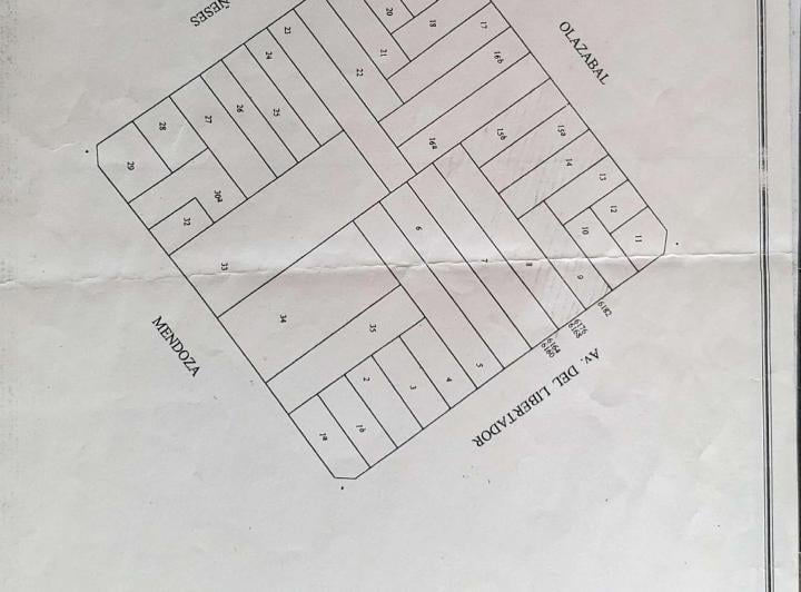 Terreno · 438m²