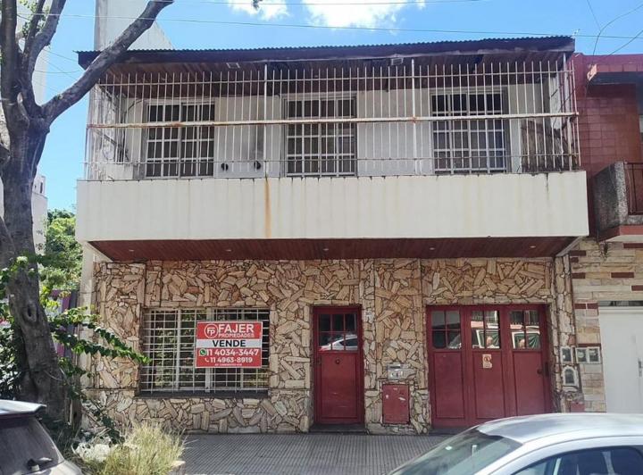 Terreno · 230m²