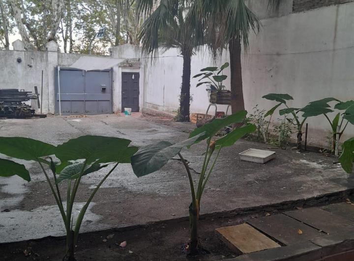 Terreno · 150m² · 4 Ambientes