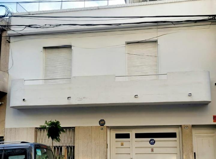 PH · 236m² · 4 Ambientes · 1 Cochera
