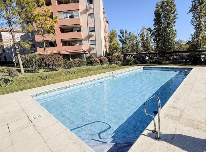 Departamento · 105m² · 7 Ambientes · 1 Cochera