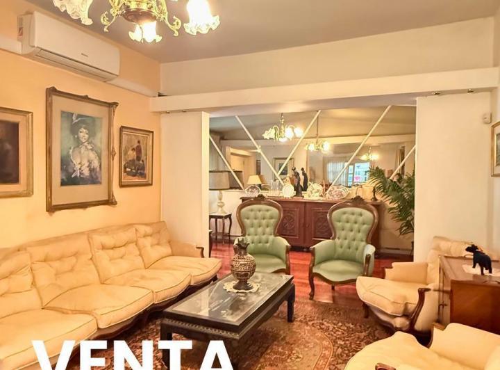 Casa · 403m² · 10 Ambientes · 5 Cocheras