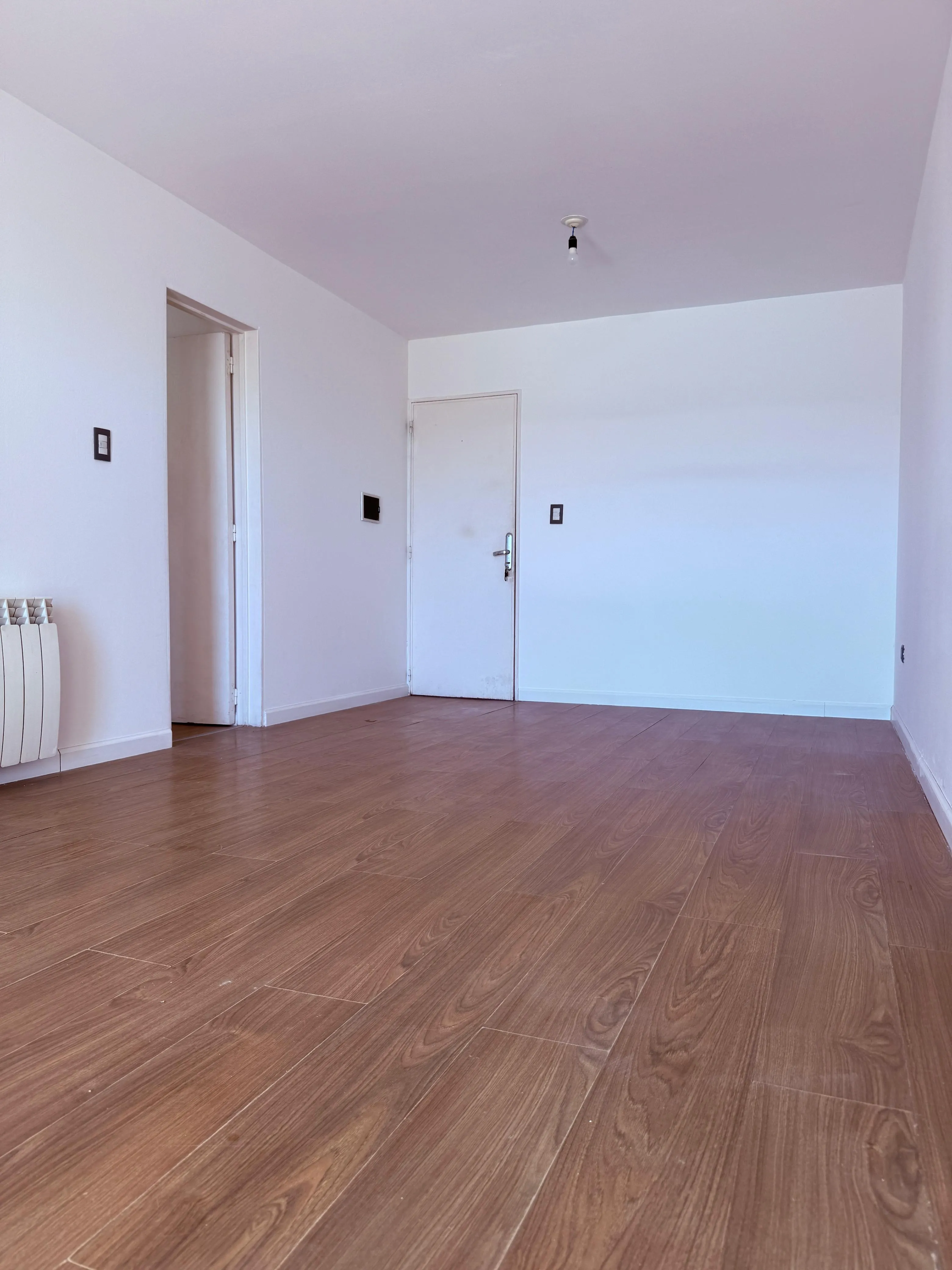DEPARTAMENTO 1 DORMITORIO CON COCHERA, PILETA Y SEGURIDAD - VILLA REVOL