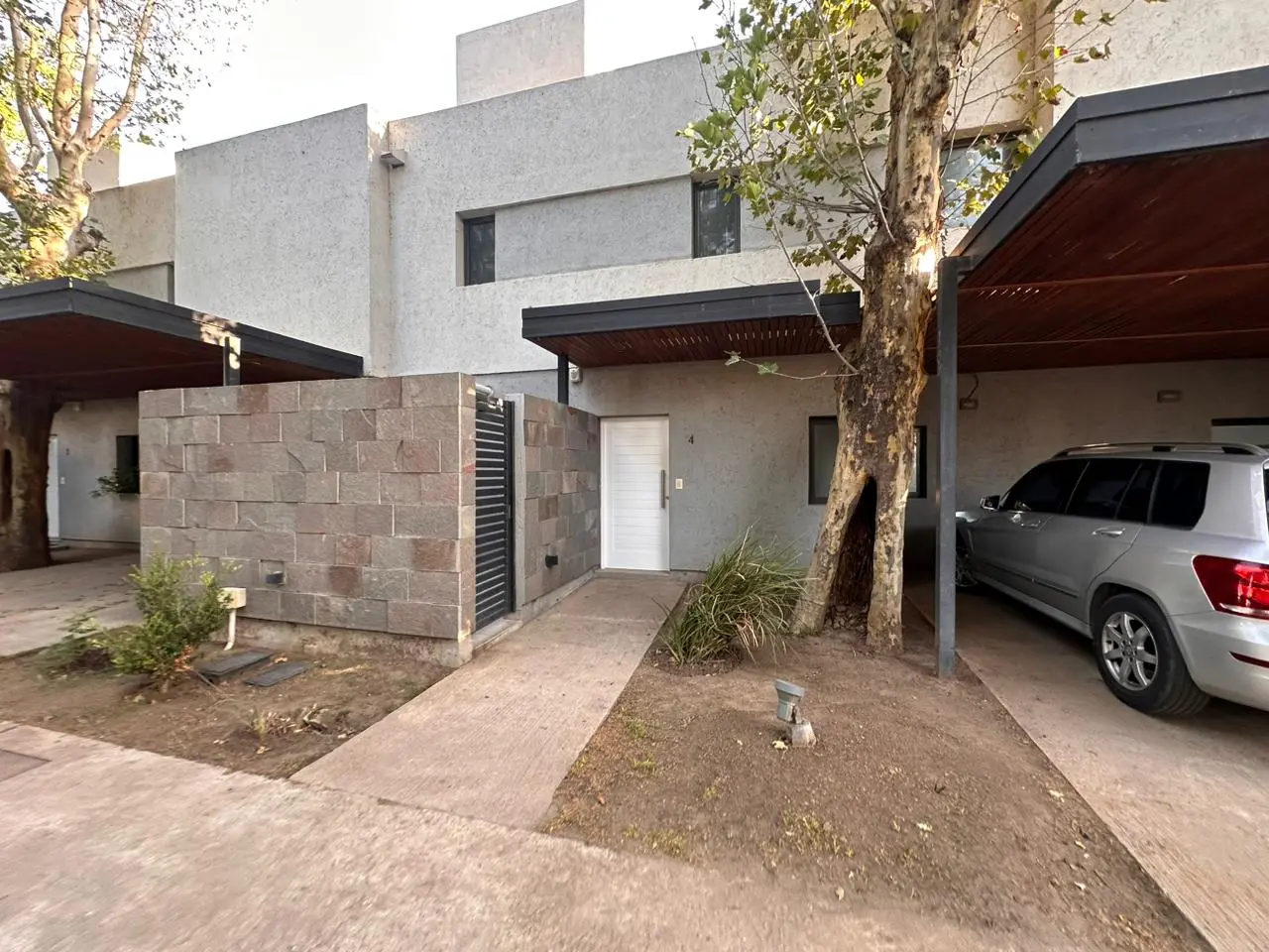 Housing Pueblo Alto,  con pileta propia.