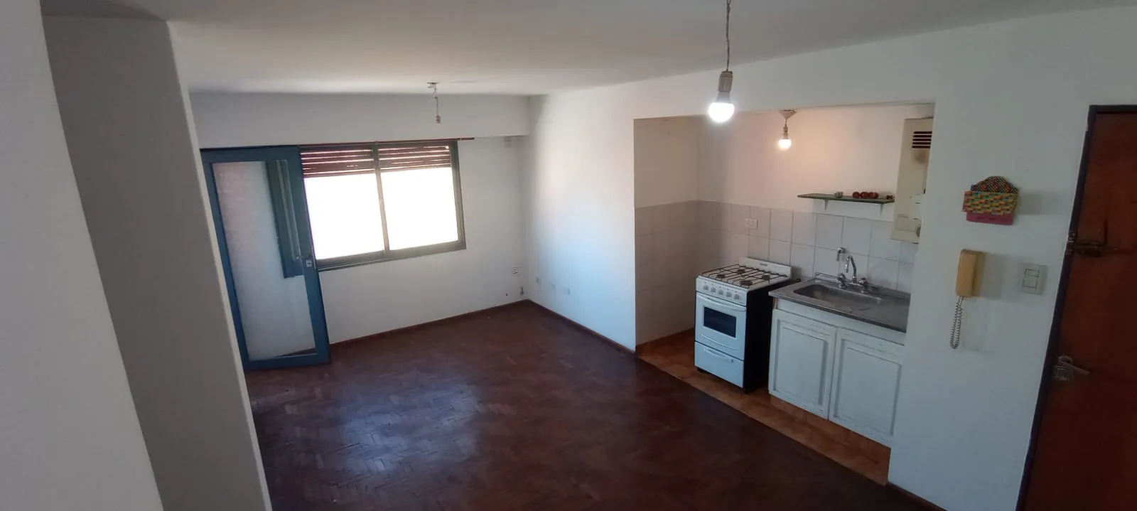 Dpto. Alberdi - 1dormitorio c/ balcón