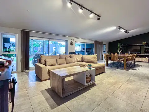 Casa en Venta en Cañada de Gomez, Iriondo