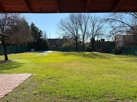 Casa en Venta en Roldan, San Lorenzo
