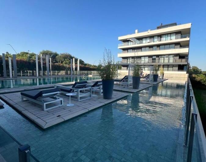 Departamento · 200m² · 7 Ambientes · 2 Cocheras