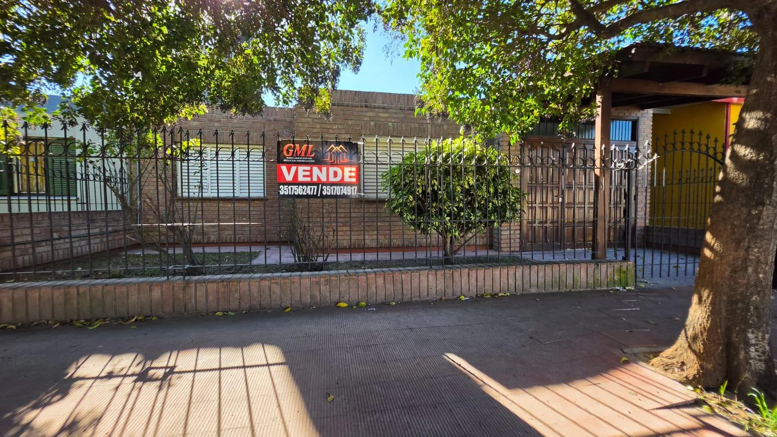 GMLPROPIEDADES VENDE CASA EN BARRIO ITUZAINGO CALLE FULTON 6929