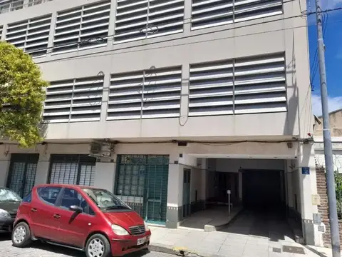 Cochera en Venta en Floresta, Capital Federal