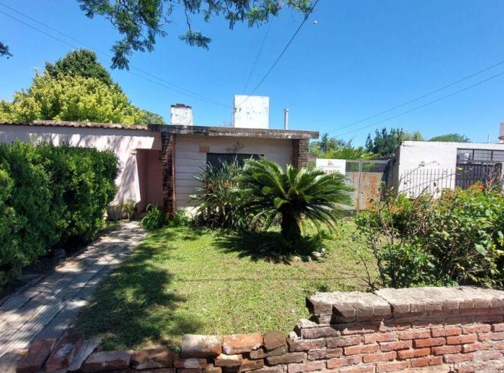Casa · 140m² · 9 Ambientes · 1 Cochera