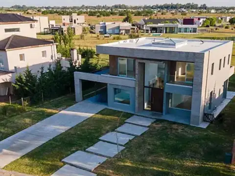 Casa en Alquiler en San Sebastián, Countries y Barrios Cerrados en Escobar