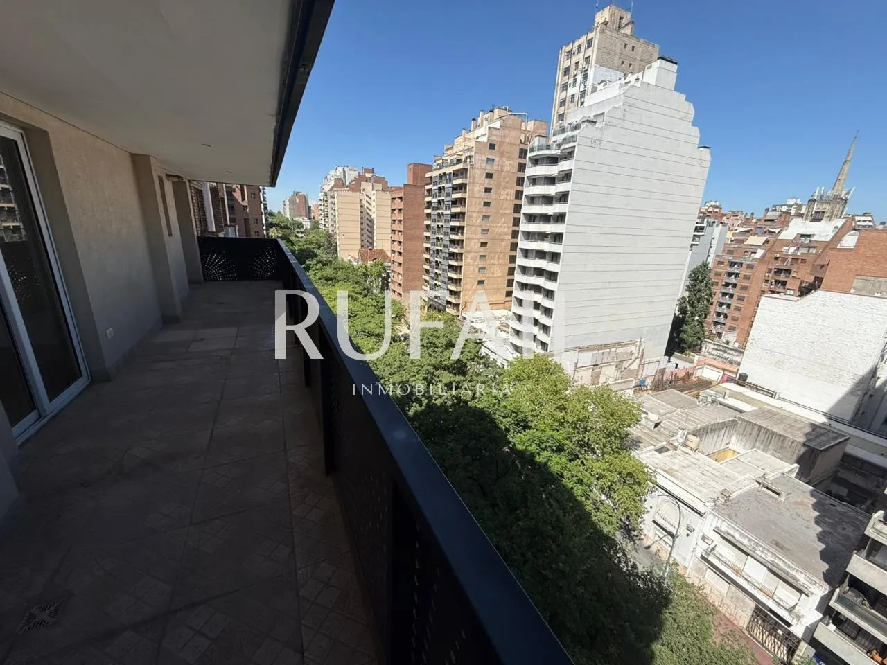 EN VENTA NUEVA CORDOBA . SAN LORENZO 300 . 2 DORM . 2 BAÑOS . BALCON AMPLIO