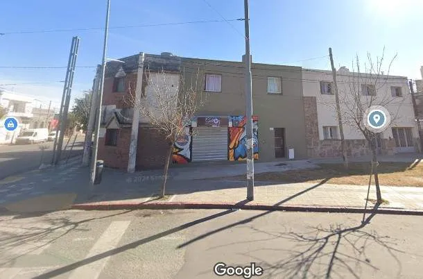 FRENTE PLAZA URQUIZA SAN VICENTE