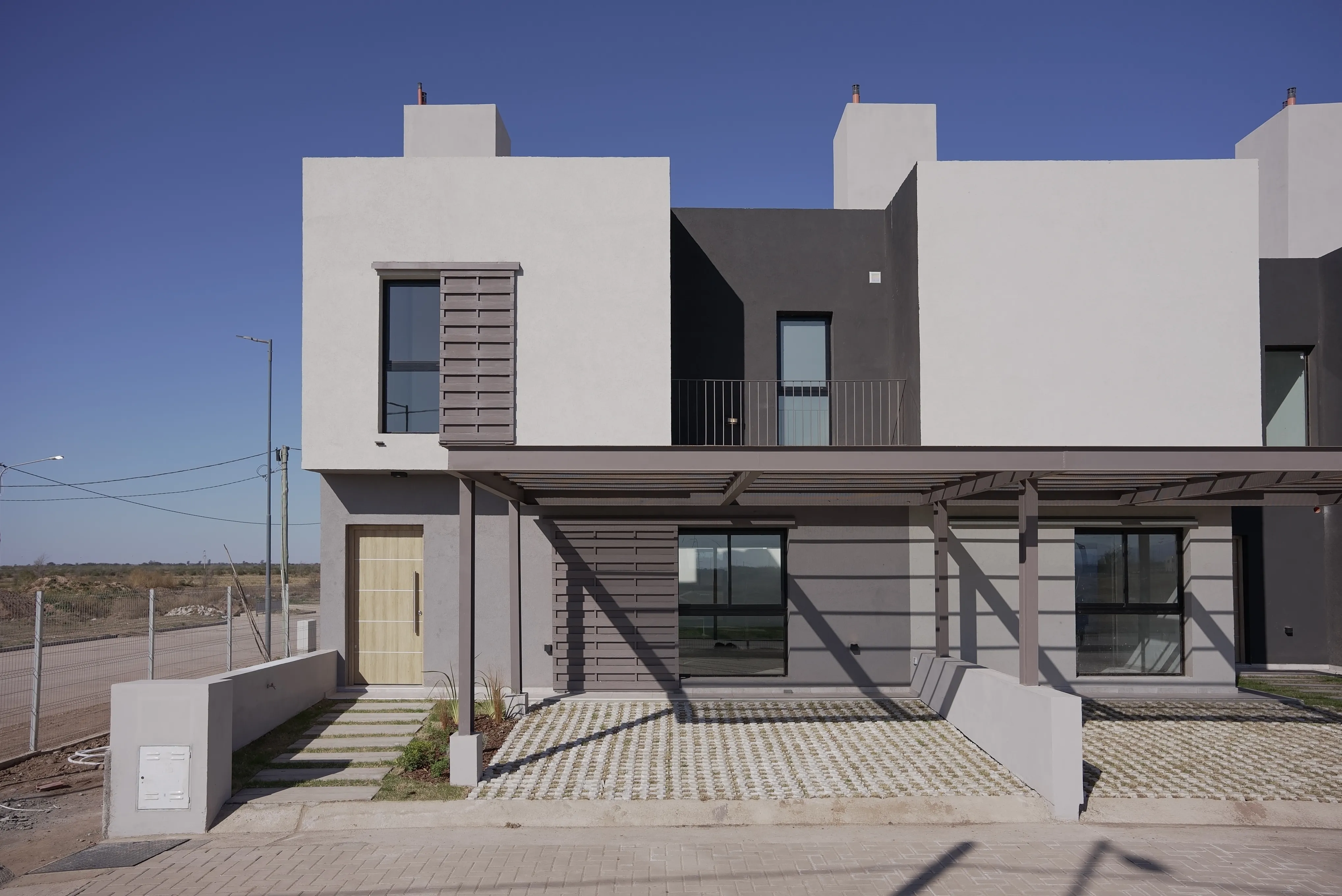 Casa One Housing - Complejo cerrado