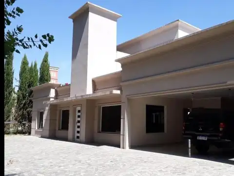 Casa en Venta en La Concepcion, Countries y Barrios Cerrados en Lujan