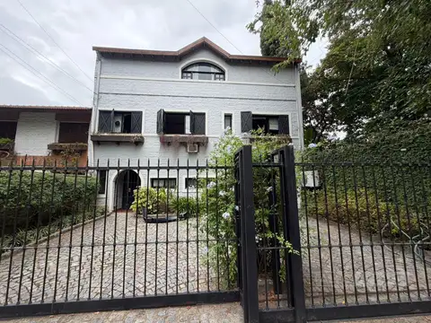 Casa en Venta en Golf, San Isidro