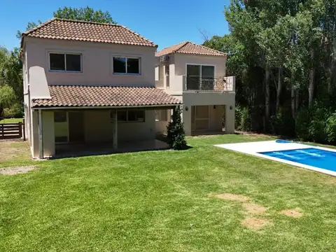 Casa en Venta en Saint Matthews, Countries y Barrios Cerrados en Pilar
