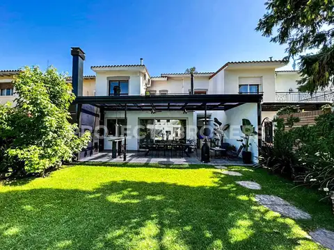 Casa en Venta en Barrio Parque Ayerza, Castelar