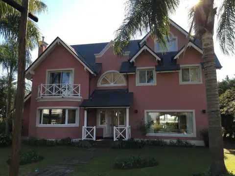 Casa en Venta en Isla Santa Monica, Countries y Barrios Cerrados en Tigre