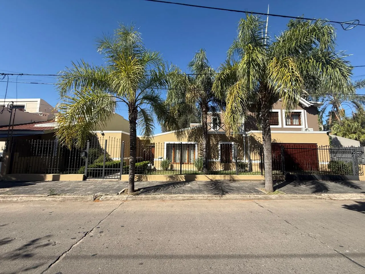APTO CREDITO CASA EN VENTA "CERRO DE LAS ROSAS"