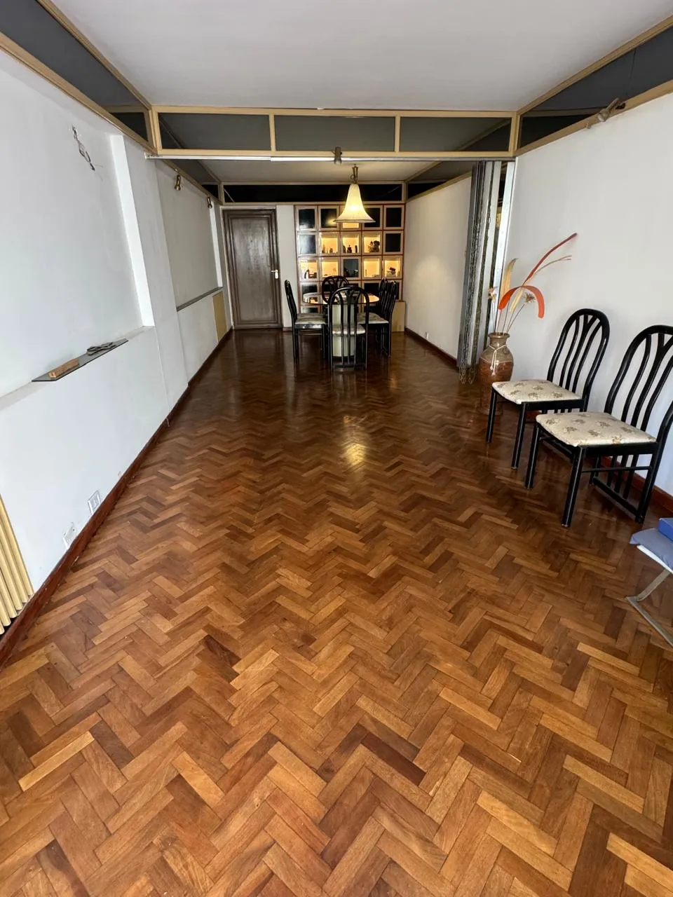 Se vende depto en excelentes condiciones de 3 dor con cochera, balcon gran