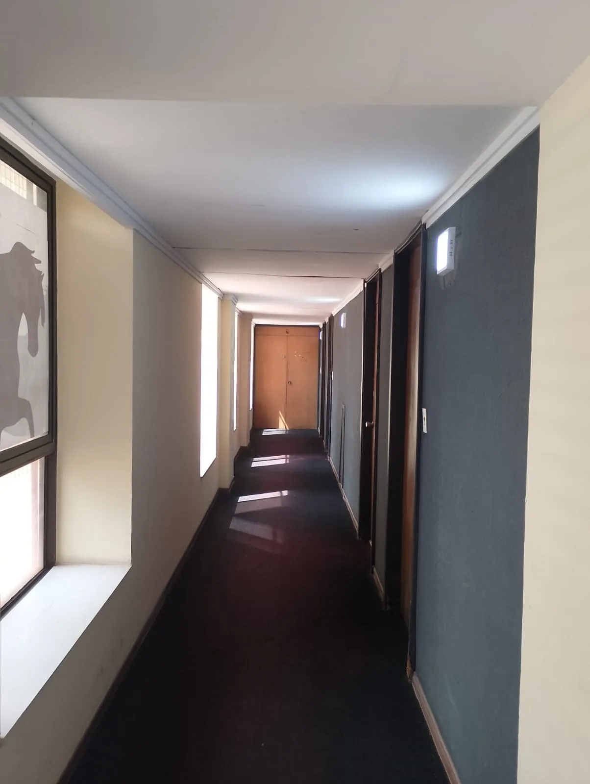 EN ALQUILER DEPTO 3 DORM. BARRIO CENTRO. EDIFICIO SAINT MICHEL.  APTO VIV Y COM