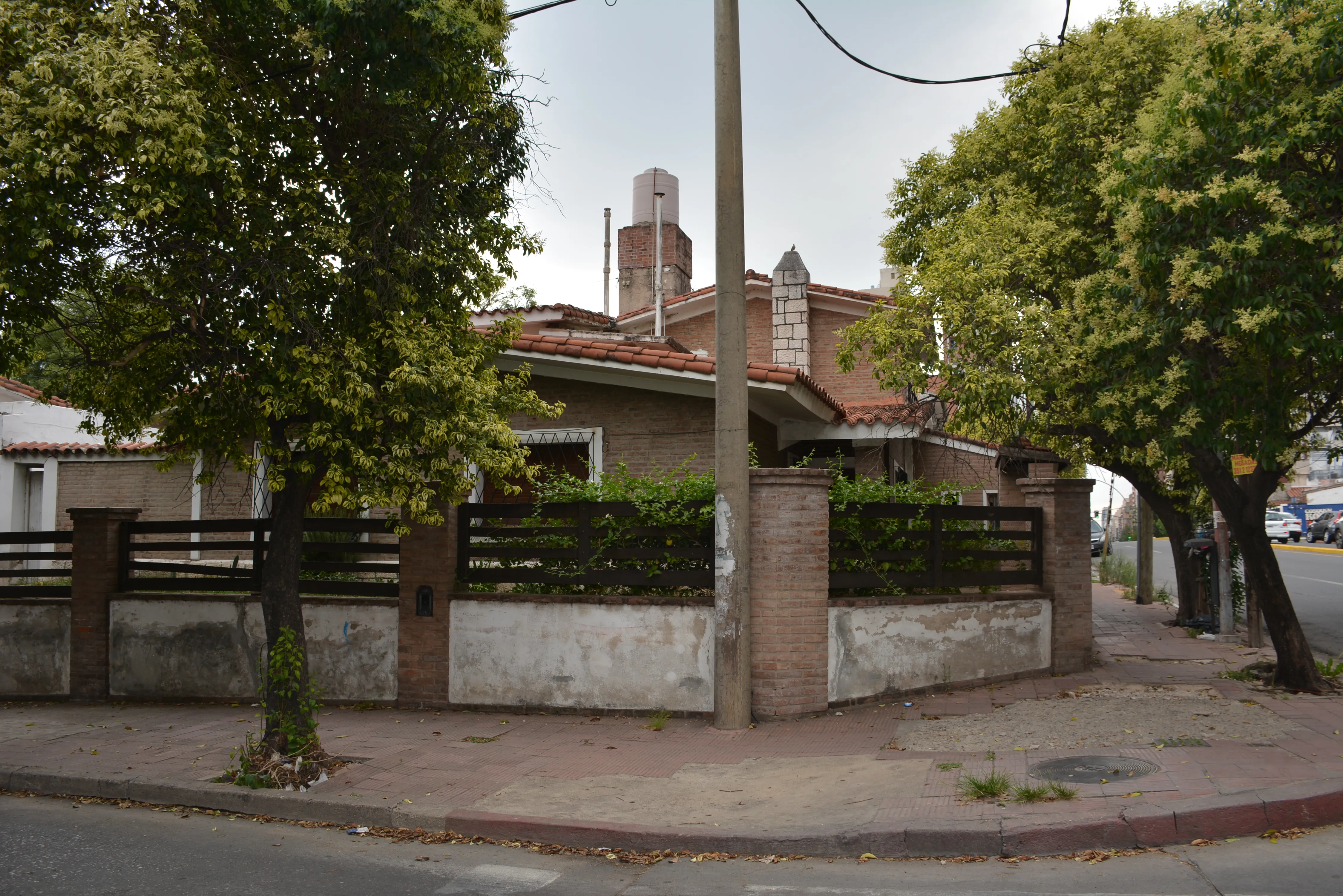 VENTA CASA B° PASO DE LOS ANDES 3 DORMITORIOS + DEPARTAMENTO INDEPENDIENTE