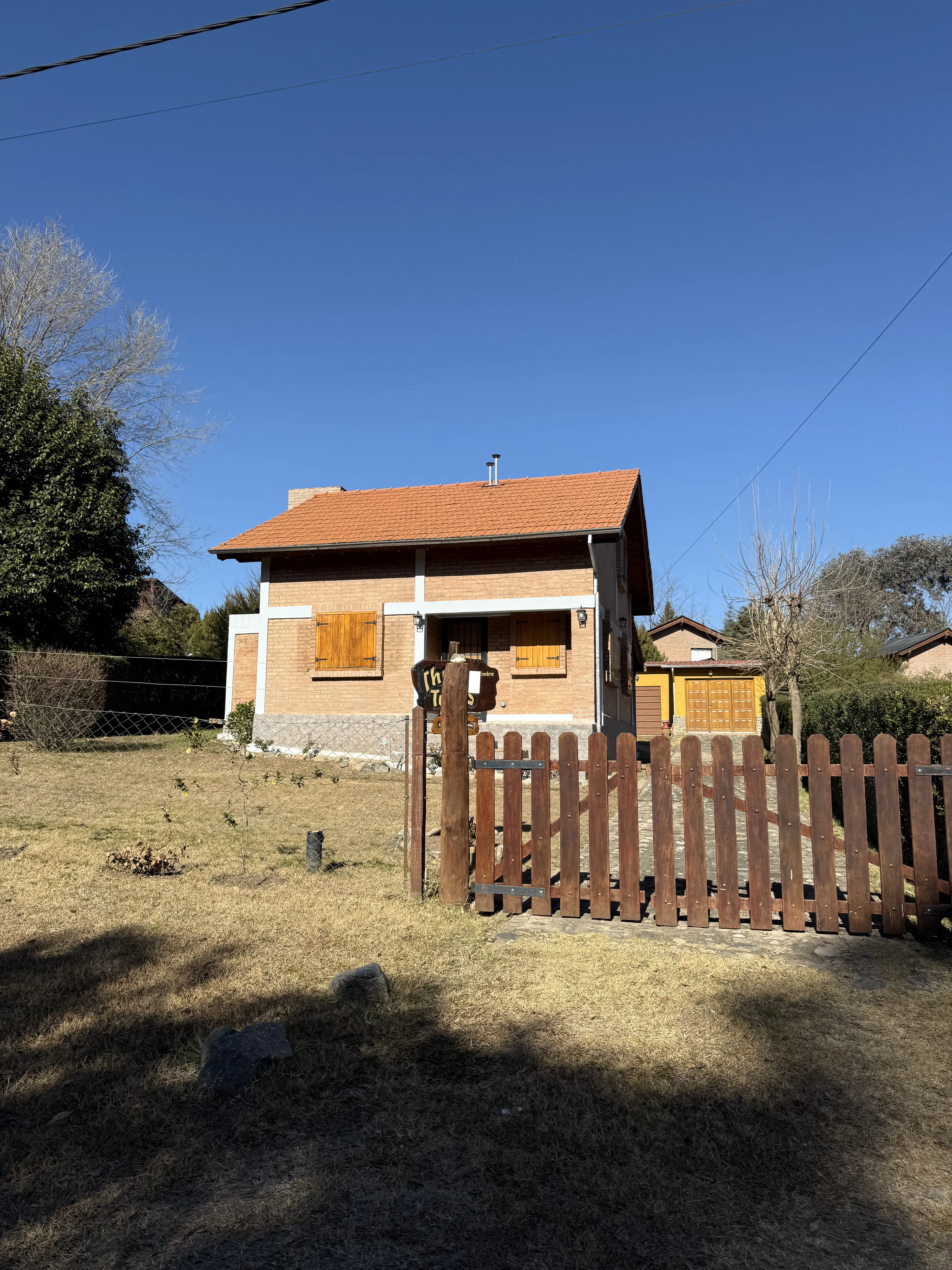 Viví a metros del rio - casa cálida y funcional.