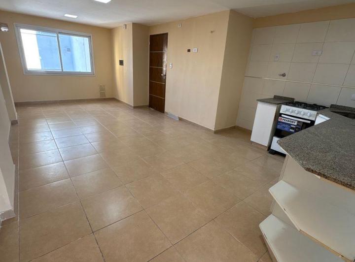 Departamento · 50m² · 2 Ambientes · 1 Cochera