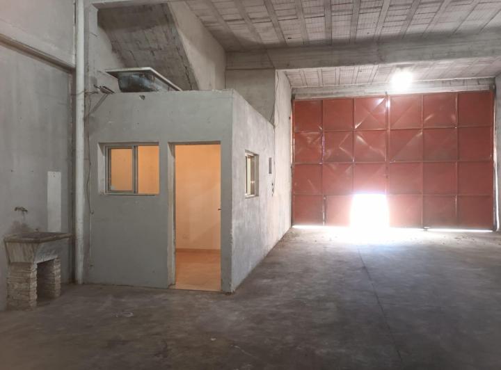 Bodega-Galpón · 400m²