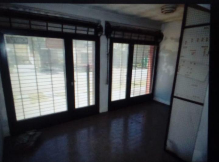 Local comercial · 50m² · 1 Cochera