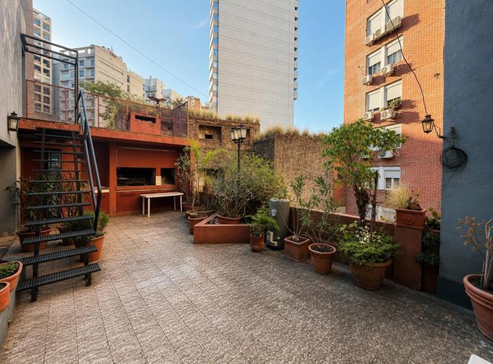 Casa · 247m² · 8 Ambientes