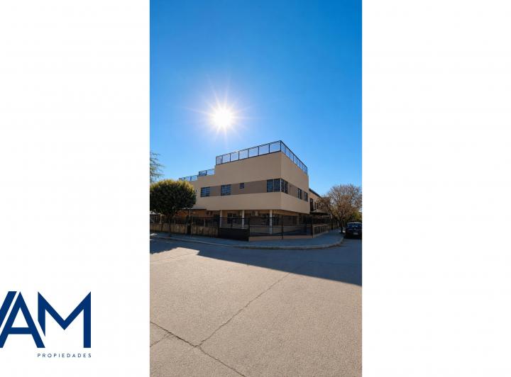 Departamento · 48m² · 4 Ambientes · 1 Cochera