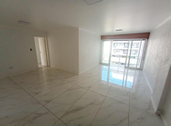 Departamento · 96m² · 4 Ambientes