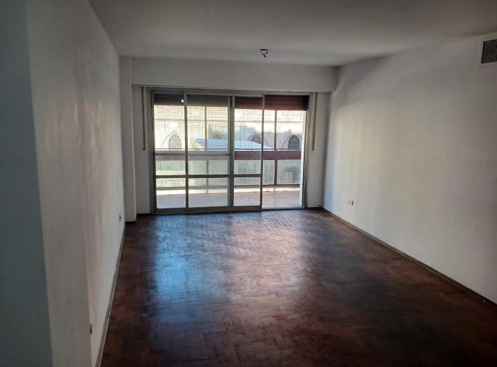 Departamento · 105m² · 4 Ambientes · 1 Cochera