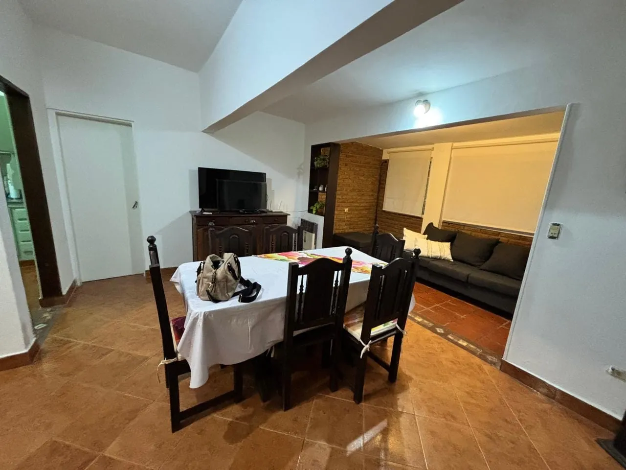 CASA EN VENTA 3 DORMITORIOS  ZONA RUTA 9 PATIO VESTIDOR