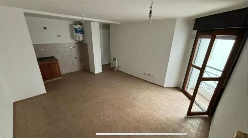 OPORTUNIDAD APTO CRÉDITO EN ALBERDI -DPTO 2 DORMITORIOS EN VENTA- Caseros 1182,