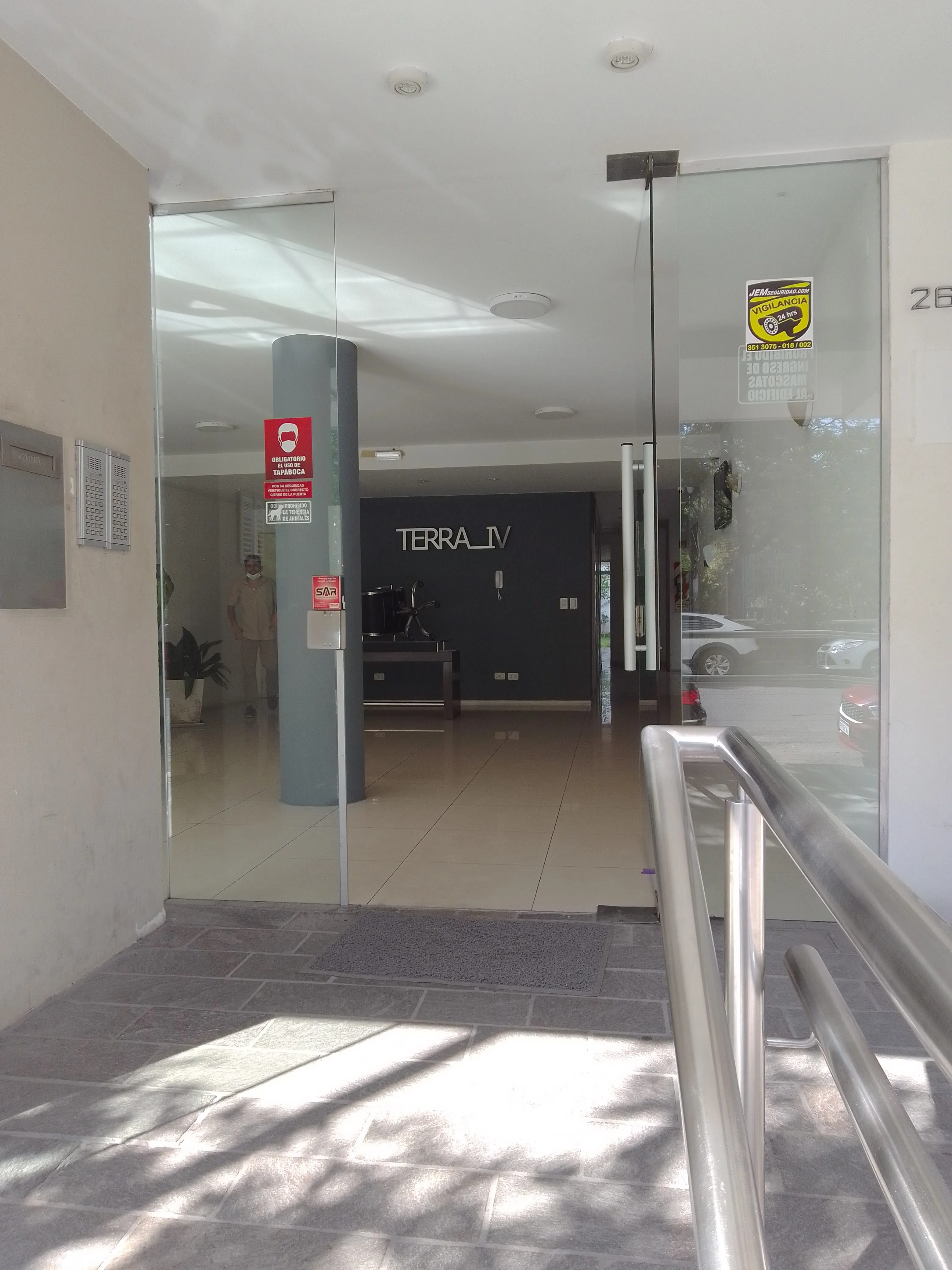 Gral Paz la mejor zona, 2d suite vestidor, 2 baños zonificados, gran vista balco