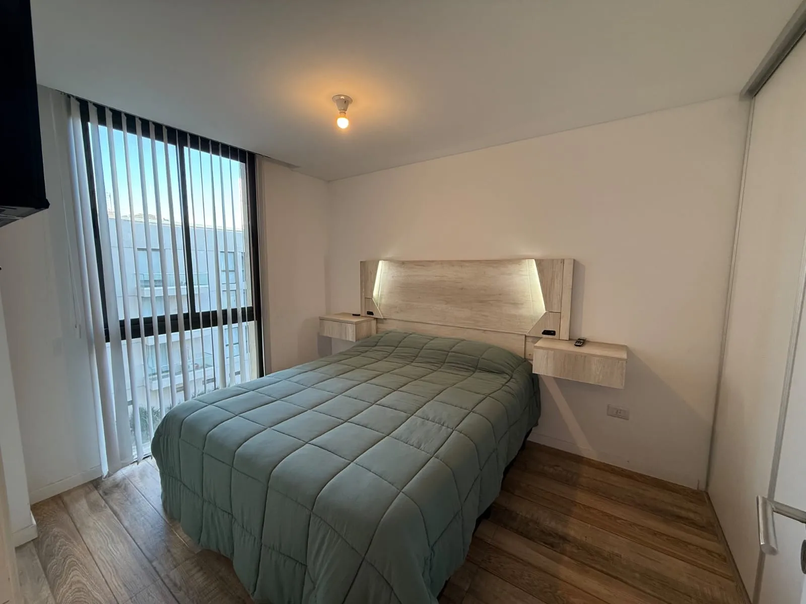 Venta: Departamento - 1 Dormitorio - Pileta y Cochera - Centro - Villa Carlos Pa
