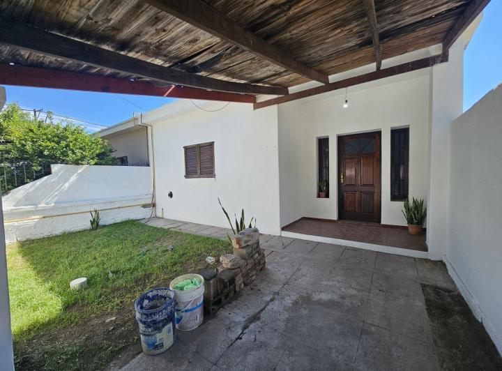 Casa · 82m² · 4 Ambientes · 1 Cochera